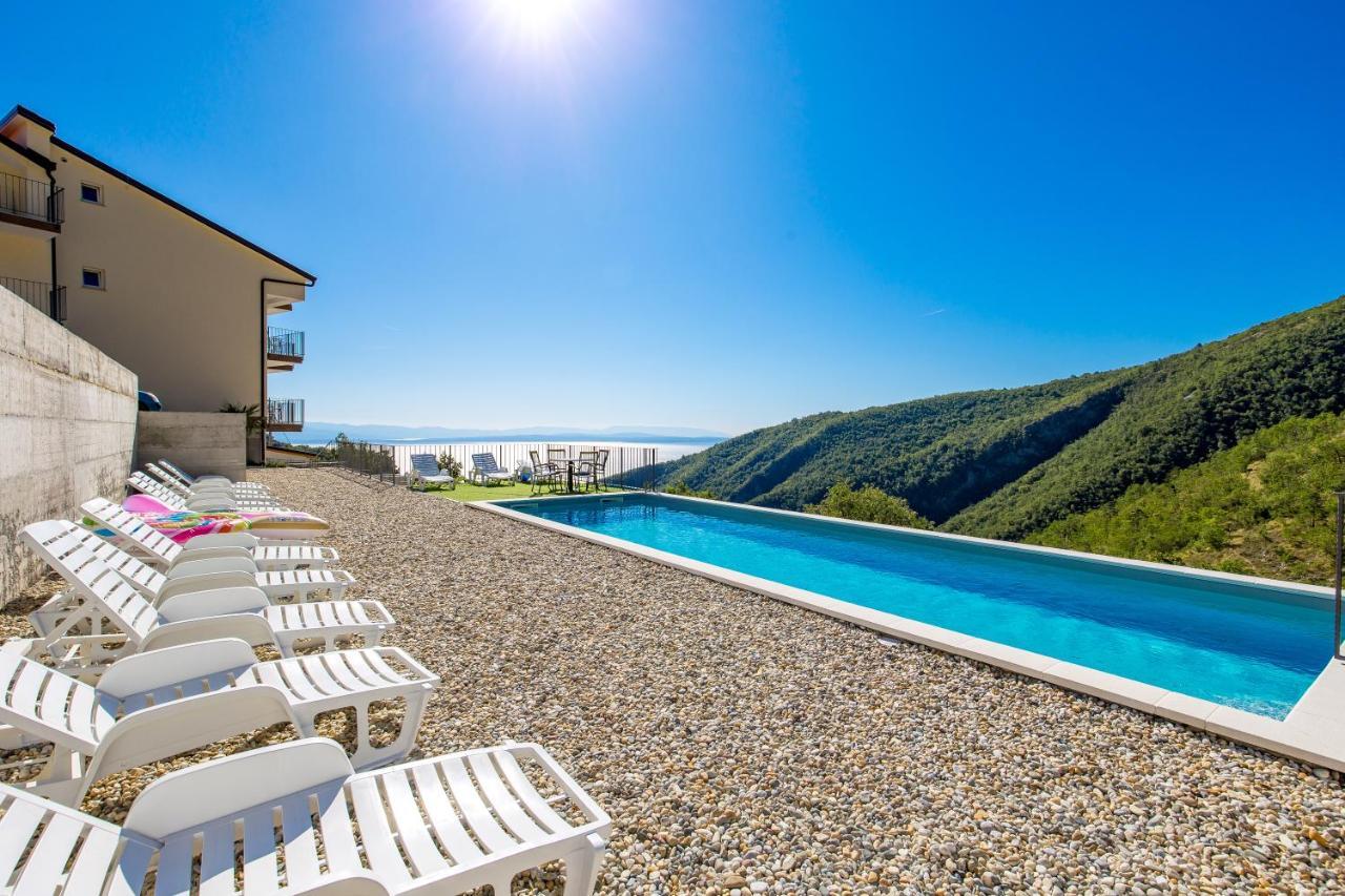 Pansion Villa Betina 로브란 외부 사진